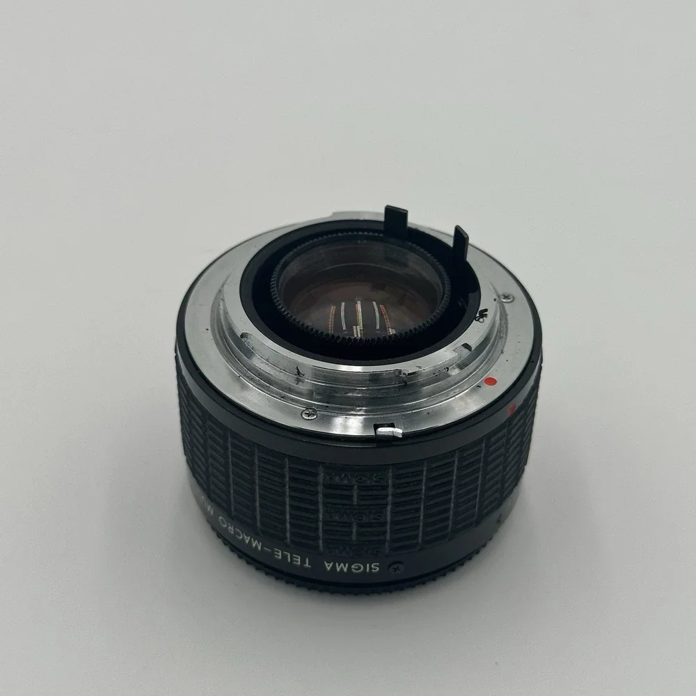 Sigma Tele-Macro Multi-Coated 2X-1:1 Converter for Canon - Japan